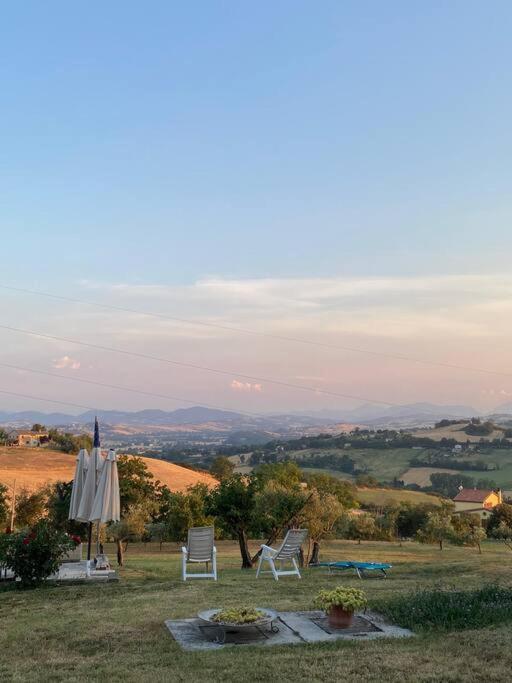 Villa Ginevri, La Casa Vacanze Immersa Nel Verde Mondavio Exterior foto